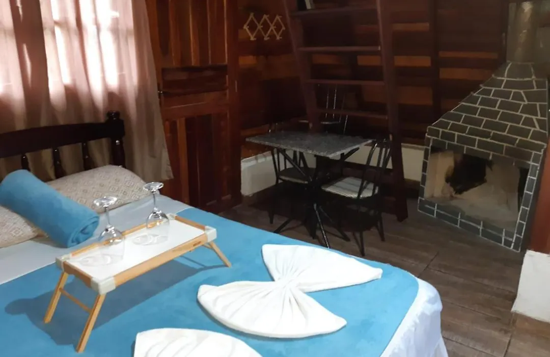 Villa Valentina chalés com lareira e churrasqueira-1